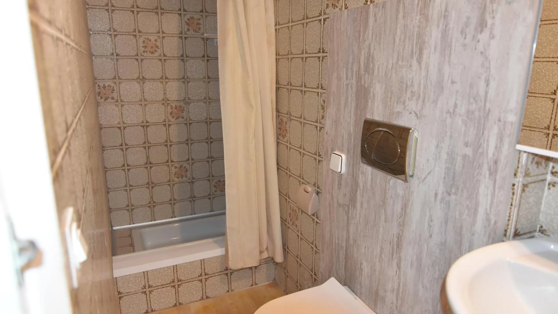 Vila Rnet Casa Mas Fumats Schnell Selva de Mar